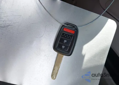 2014 Honda Cr-V Lx z USA, uszkodzony, nr VIN 2HKRM4H37EH600185